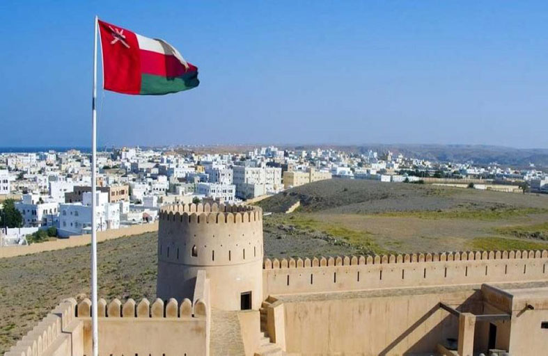 تعافي أصغر مصاب بكورونا في سلطنة عُمان