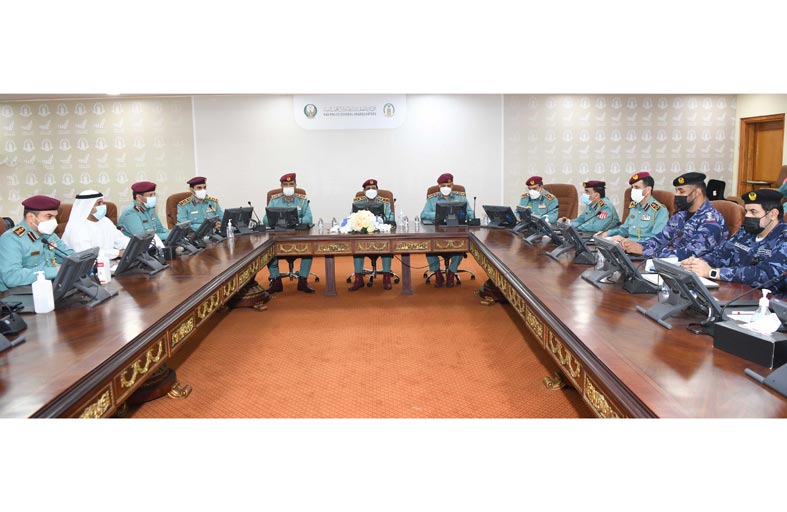 اللجنة العليا الدائمة في رأس الخيمة تستعرض التوجه الاستراتيجي لوزارة الداخلية