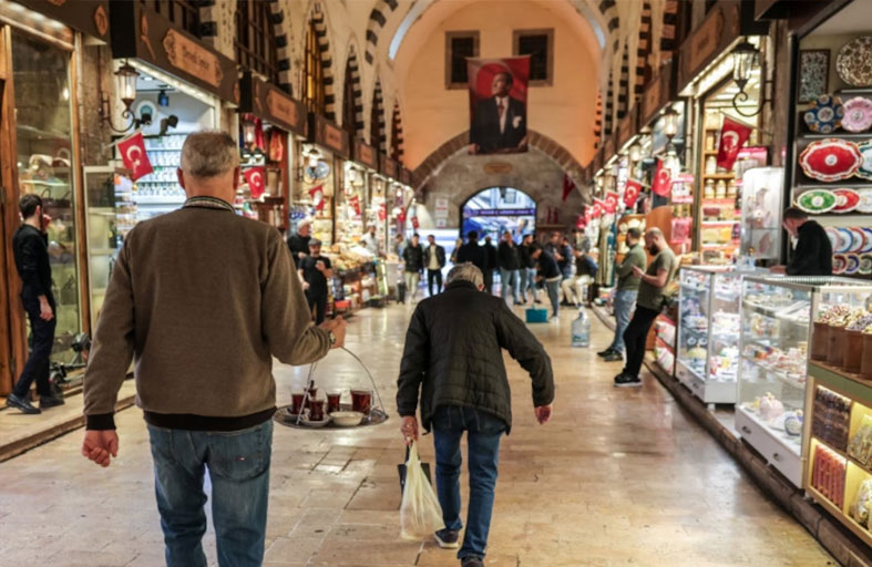 التضخم في تركيا دون التوقعات ويقترب من 2 % شهريا في مارس  