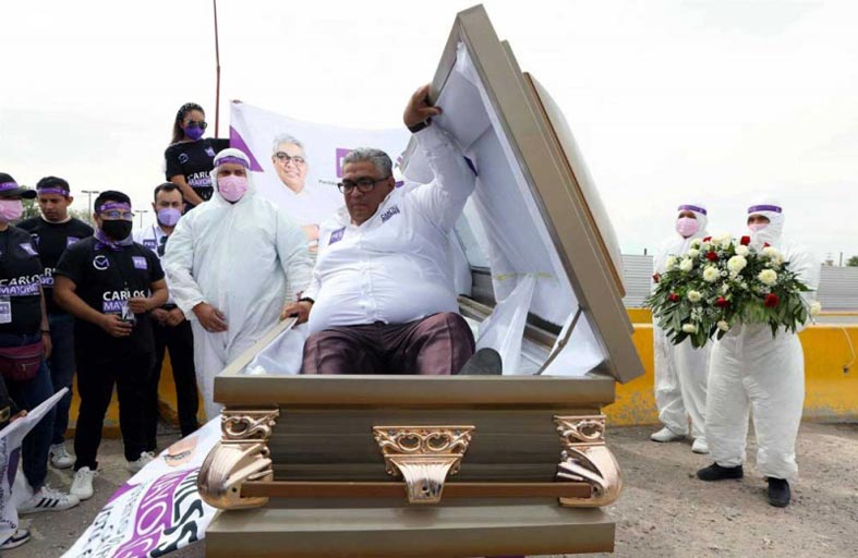 حملة انتخابية من داخل نعش