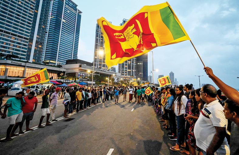 البنك المركزي: اقتصاد سريلانكا سينهار في غضون أسبوع 