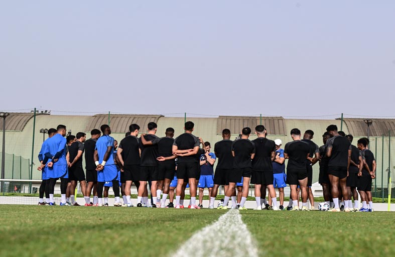 المغرب تستقبل أبطال آسيا بالورود والدفوف و«الدقة المراكشية»