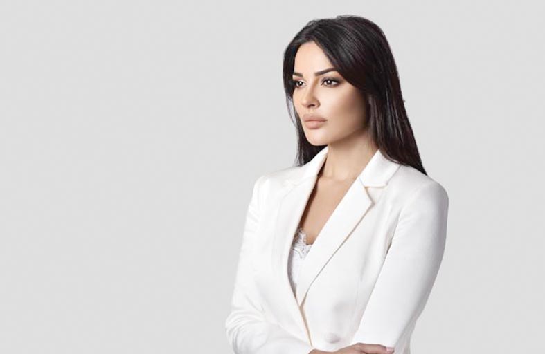نادين نجيم تشوق جمهورها وتعدهم بشيء جميل