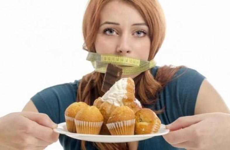 كيف تتخلص من رغبتك في تناول السكر والحلويات؟