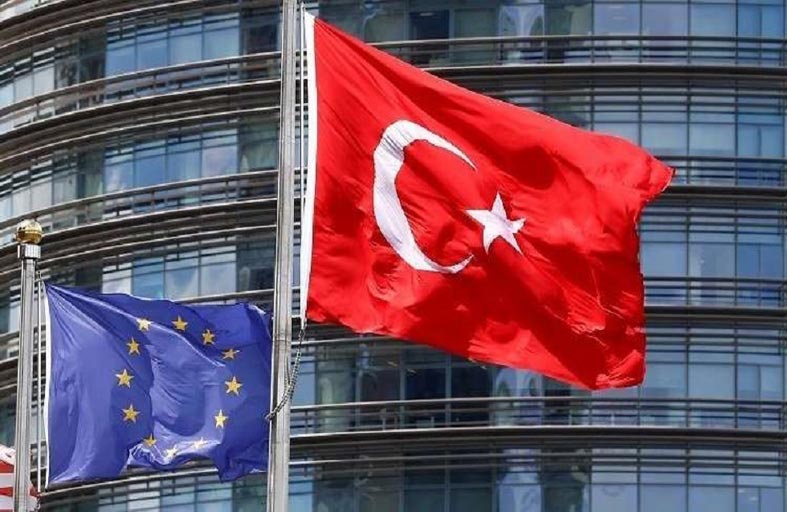 تركيا ترضخ.. وتتودد للاتحاد الأوروبي