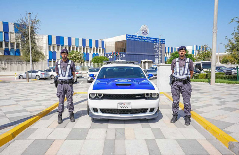 شرطة أبوظبي تكمل جاهزيتها للعيد بخطة شاملة 