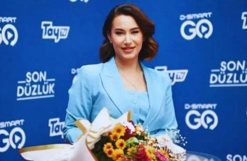 وفاة مذيعة تركية شهيرة في ظروف غامضة