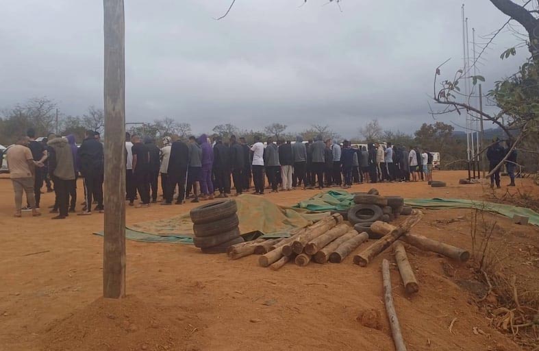  شرطة جنوب أفريقيا  تعتقل 95 ليبياً في مداهمة 