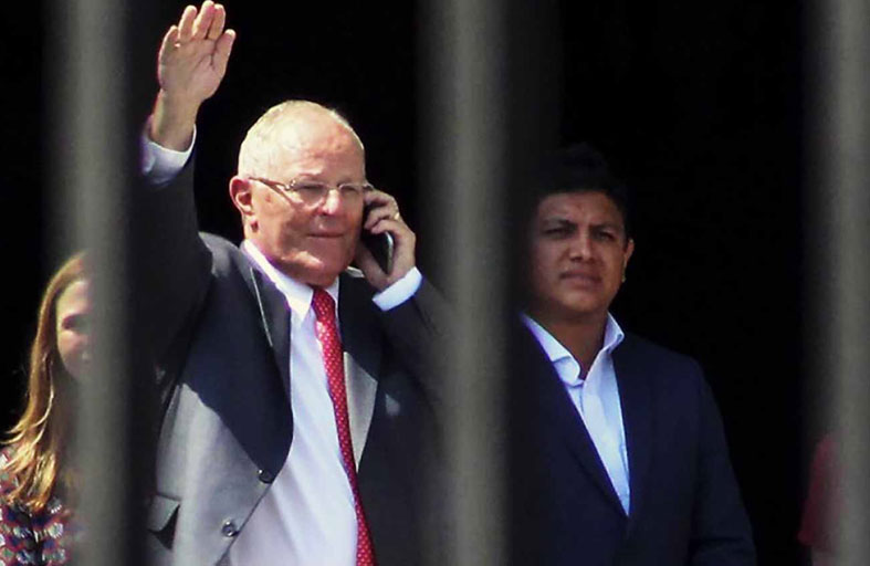 الإفراج عن زعيمين مسجونين بتهم فساد في الإكوادور والبيرو 