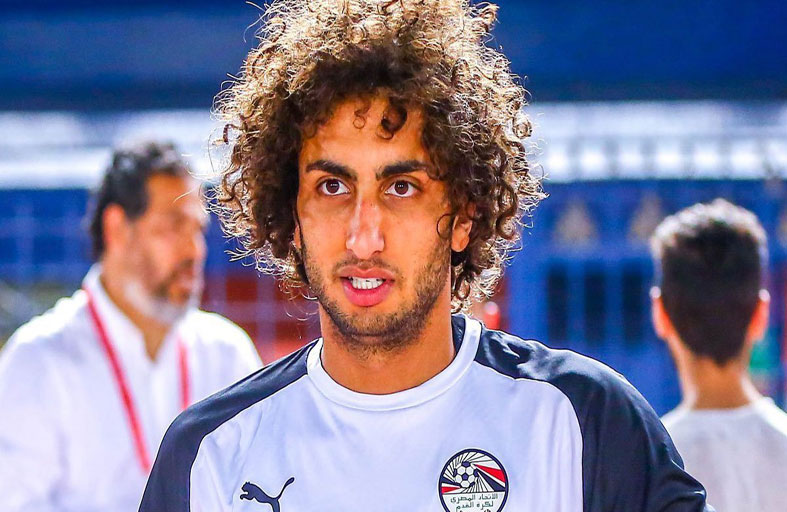 3 شباب يعتدون على عمرو وردة