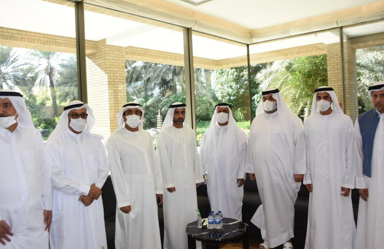 محمد بن خليفة آل مكتوم وأحمد بن حميد النعيمي يقدمان واجب العزاء في وفاة ماجد الفطيم