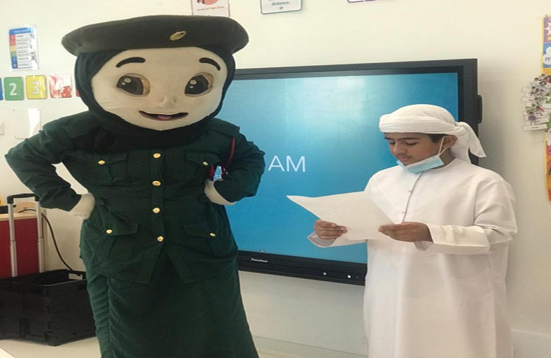 شرطة دبي تنظم فعالية «الجميع مسؤول» في مدرسة السلام كومينتي
