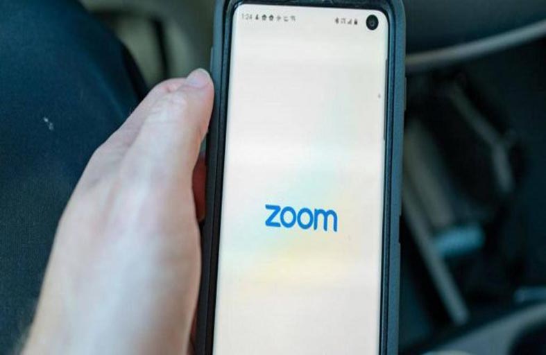 زوم تتجه إلى تشفير مكالمات الفيديو 