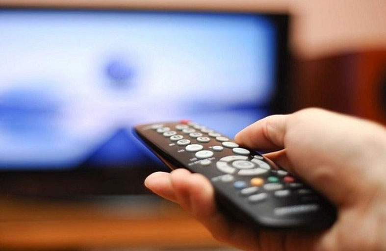 كلما زادت مشاهدة التلفزيون زاد الألم الجسدي الذي تشعر به بمرور الوقت!