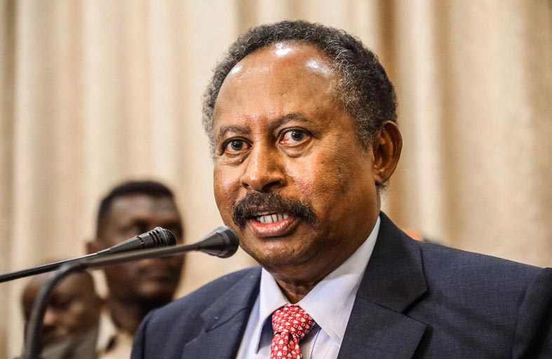 السودان..أزمة الحكم تتفاقم وحمدوك يؤكد على الوثيقة الدستورية