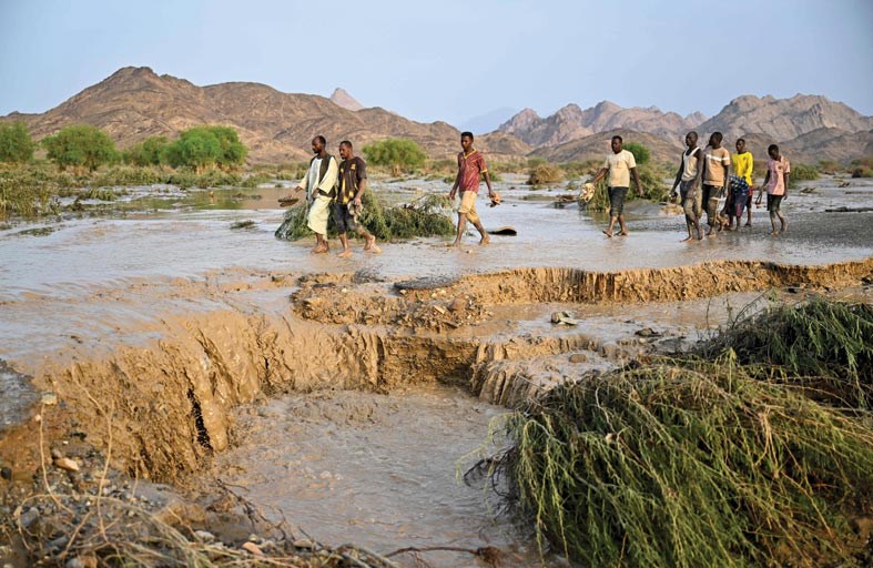 انهيار سد أربعات يودي بحياة العشرات في شرق السودان