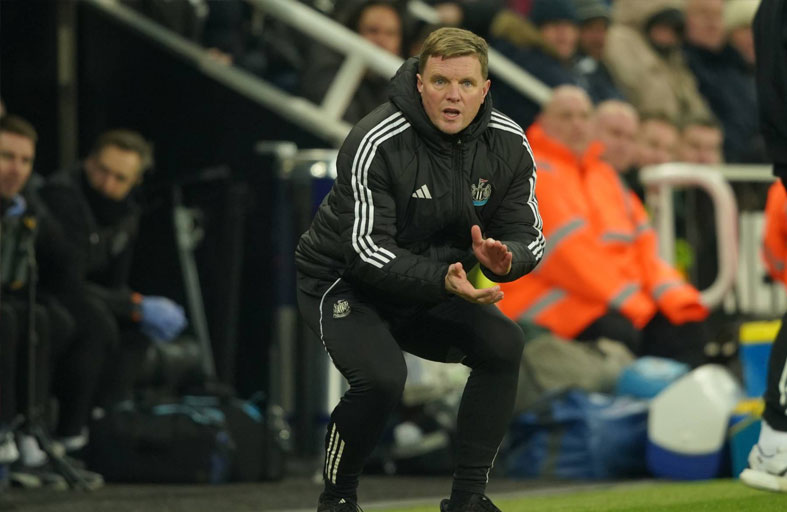 نيوكاسل لا ينوي استبدال مدربه هاو «في الوقت الراهن» 