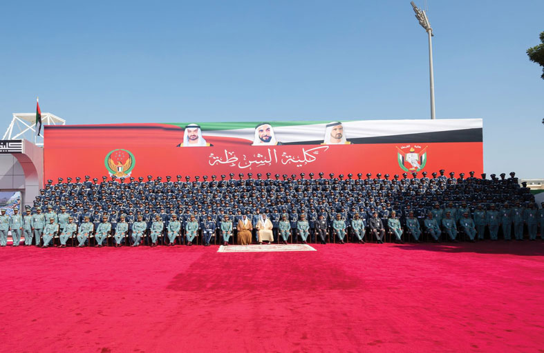 تحت رعاية رئيس الدولة.. خالد بن محمد بن زايد يشهد حفل تخريج كلية الشرطة