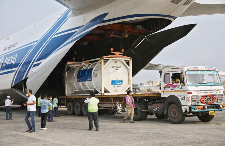 الهند تتسلّم مساعدات وتسجّل حصيلة قياسية للوفيات