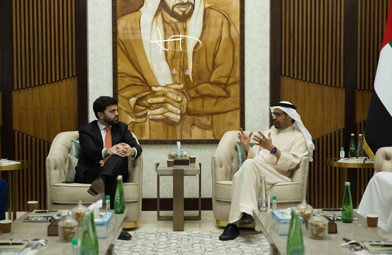 علي راشد النعيمي يلتقي عضوا في البرلمان الأوروبي