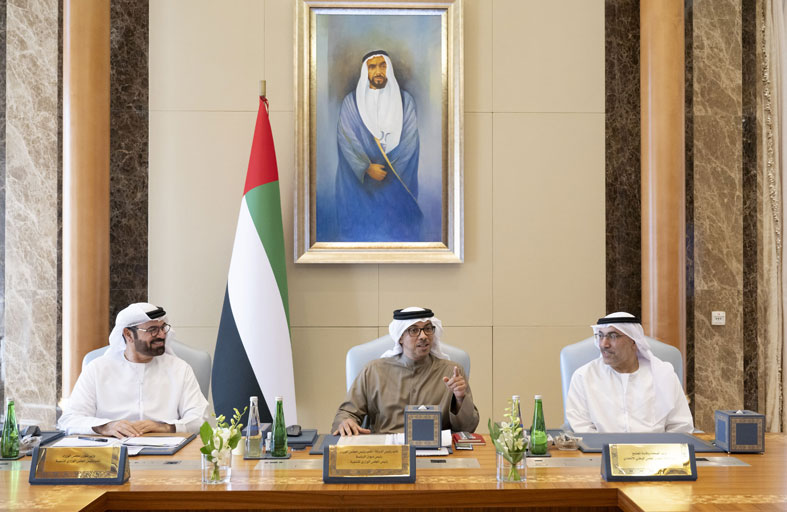 المجلس الوزاري للتنمية برئاسة منصور بن زايد يناقش عدداً من المبادرات والمشاريع لدعم المنظومة الحكومية