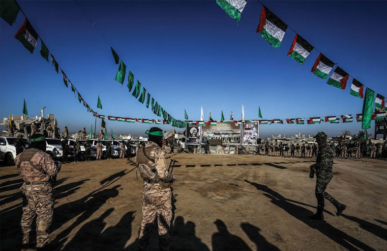 حماس: وافقنا على تسليم  جندي إسرائيلي أميركي و4 جثث