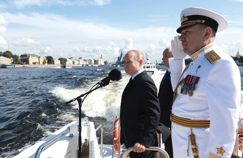 بوتين يهدّد باستئناف إنتاج أسلحة نووية متوسطة المدى 