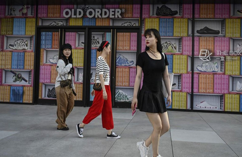 البطالة تؤرق الشباب في الصين 