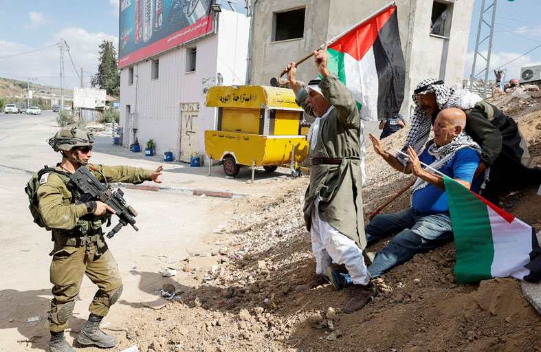 إضراب شامل في الضفة بعد مقتل فلسطيني تلاحقه إسرائيل 