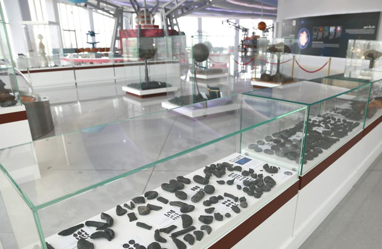 علوم الفضاء بأكاديمية الشارقة يسعى لتعزيز البحث العلمي ونقل المعرفة للجمهور