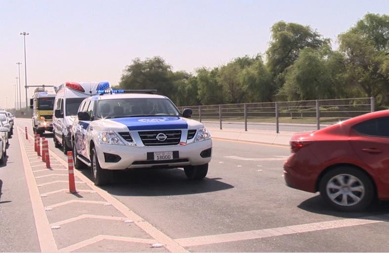 126 مخالفة عدم إعطاء أفضلية الطريق لمركبات الطوارئ خلال 2020