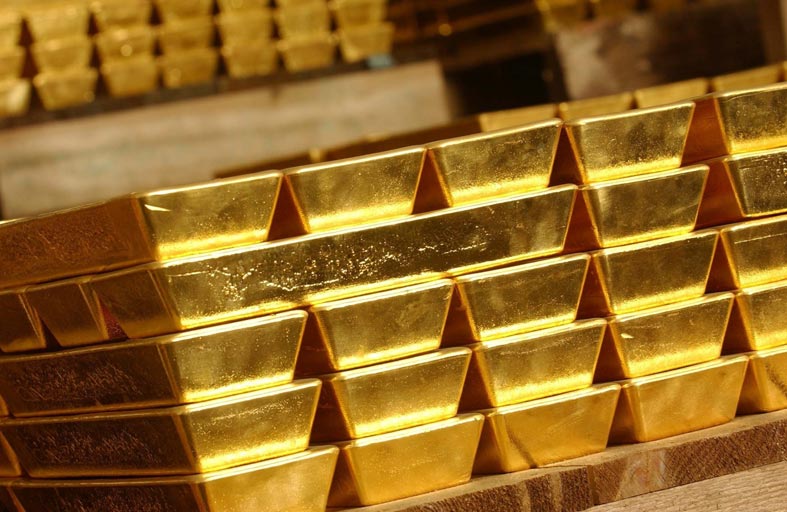 أسعار الذهب تتراجع عالميا وتفقد نحو 3 دولارات