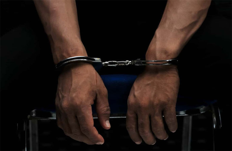 دسّ السم بمياه زميلته ثم قدّم طلبًا مفاجئًا 