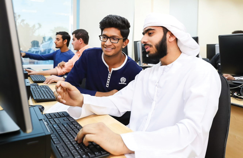 جامعة أبوظبي تطلق مسابقة البرمجة السنوية الأولى