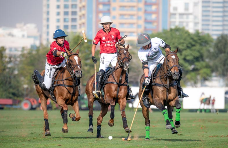 الحبتور يواجه «نيو ايدج» والباشا يتحدى ذئاب دبي