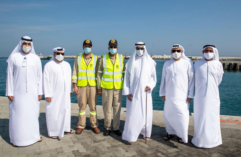 حمد الشرقي يتفقد ميناء خدمات التزود والشحن الجديد في الفجيرة