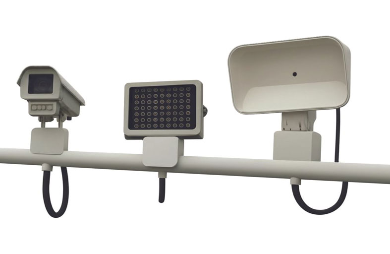 شرطة دبي توسّع نطاق استخدام «رادارات الضجيج» لرصد المركبات المسببة للإزعاج