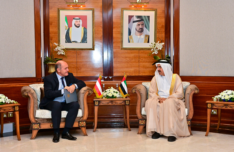 صقر غباش يبحث تعزيز العلاقات الثنائية مع رئيس المجلس الوطني النمساوي 