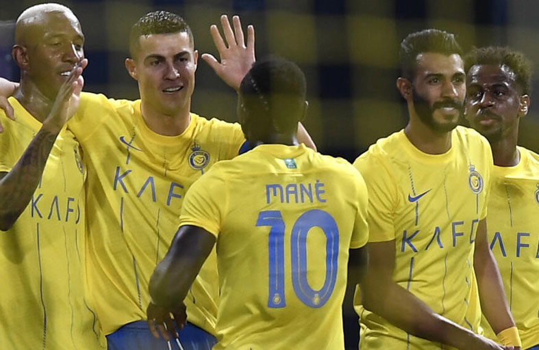 النصر والهلال يأملان حسم تأهلهما بدوري أبطال آسيا 