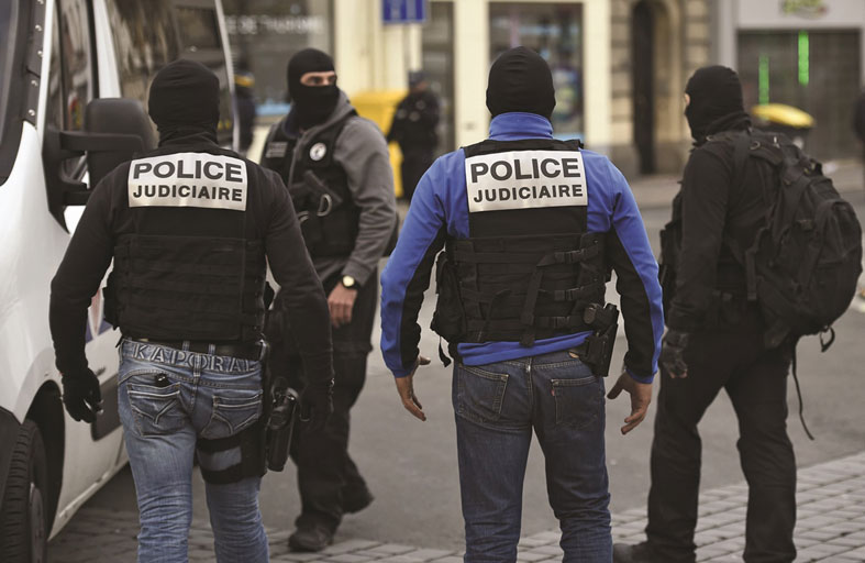 من هم الجهاديون المسجونون في فرنسا ؟