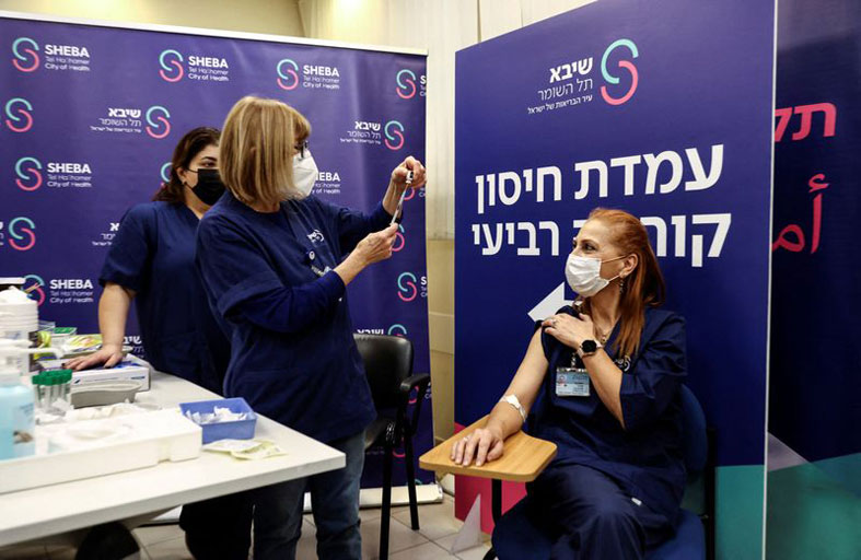 إسرائيل تبدأ تجربة على جرعة رابعة من لقاح كورونا 