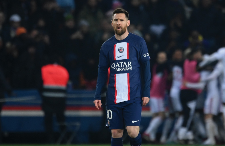 صافرات الاستهجان ضد ميسي رمز لتراجع سان جرمان 