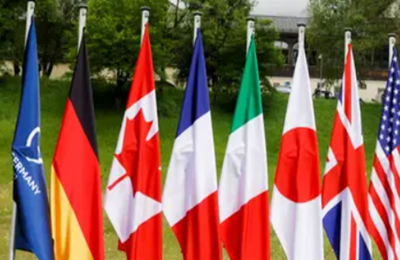 مجموعة السبع تتعهد «محاسبة» بوتين 