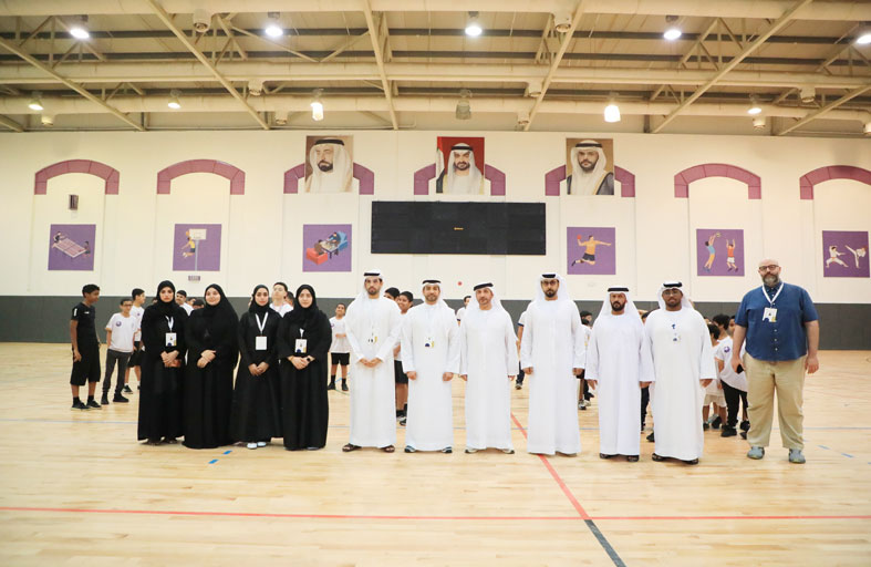 اللجنة المنظمة لبرنامج صيف الشارقة الرياضي تطّلع على برامج نادي الذيد الصيفية