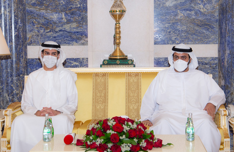 ولي عهد الفجيرة يؤكد دور الثقافة في تنمية المعارف وتطوير الأفكار