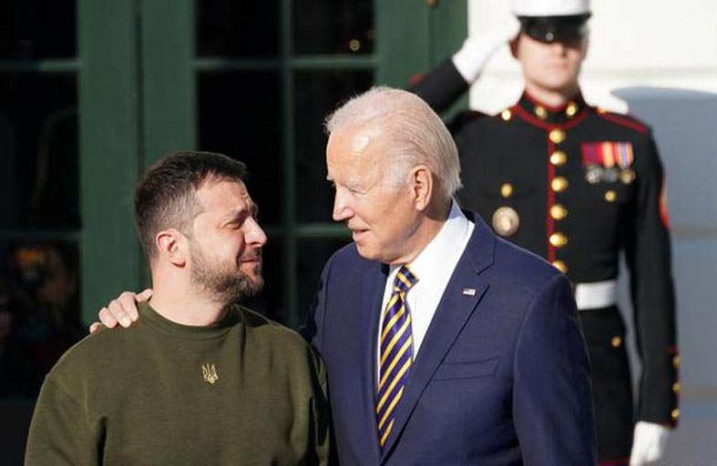 الهجوم المضاد الأوكراني المُنتظر بين اندفاع الخطاب السياسي وحذر القيادة العسكرية 