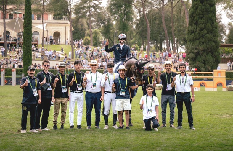«قفز الحواجز» يشارك في بطولة «شارد الدولية» ببريطانيا