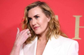 كيت وينسلت تكشف كيف حوّلها «التنمر» إلى أيقونة