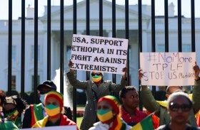 الصراع في إثيوبيا... خيارات آبي أحمد تتضاءل بسرعة