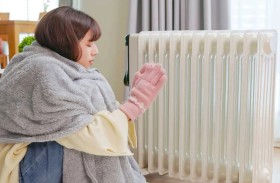 أبرز أسباب برودة اليدين وطرق التعامل معها